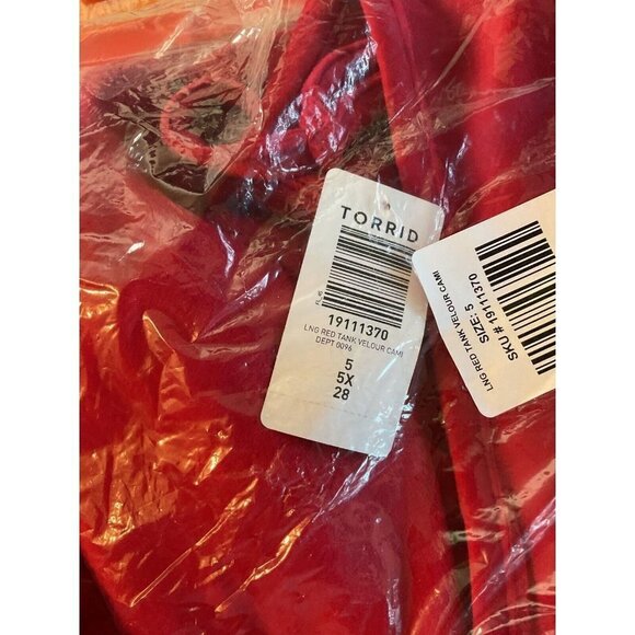 Torrid Plus 5 Red Velour Scoop Neck Adjustable Strap Camisole Top - Picture 6 of 6